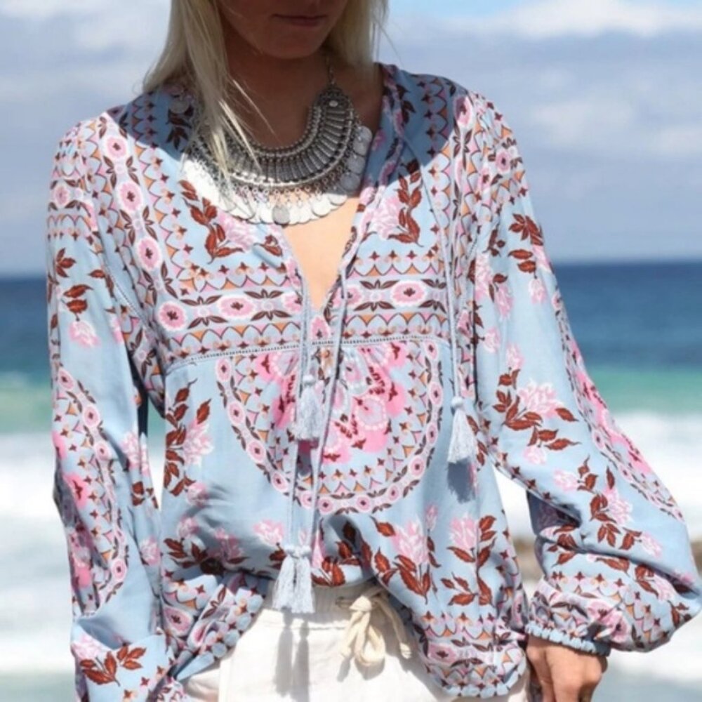 Boho chic blouse